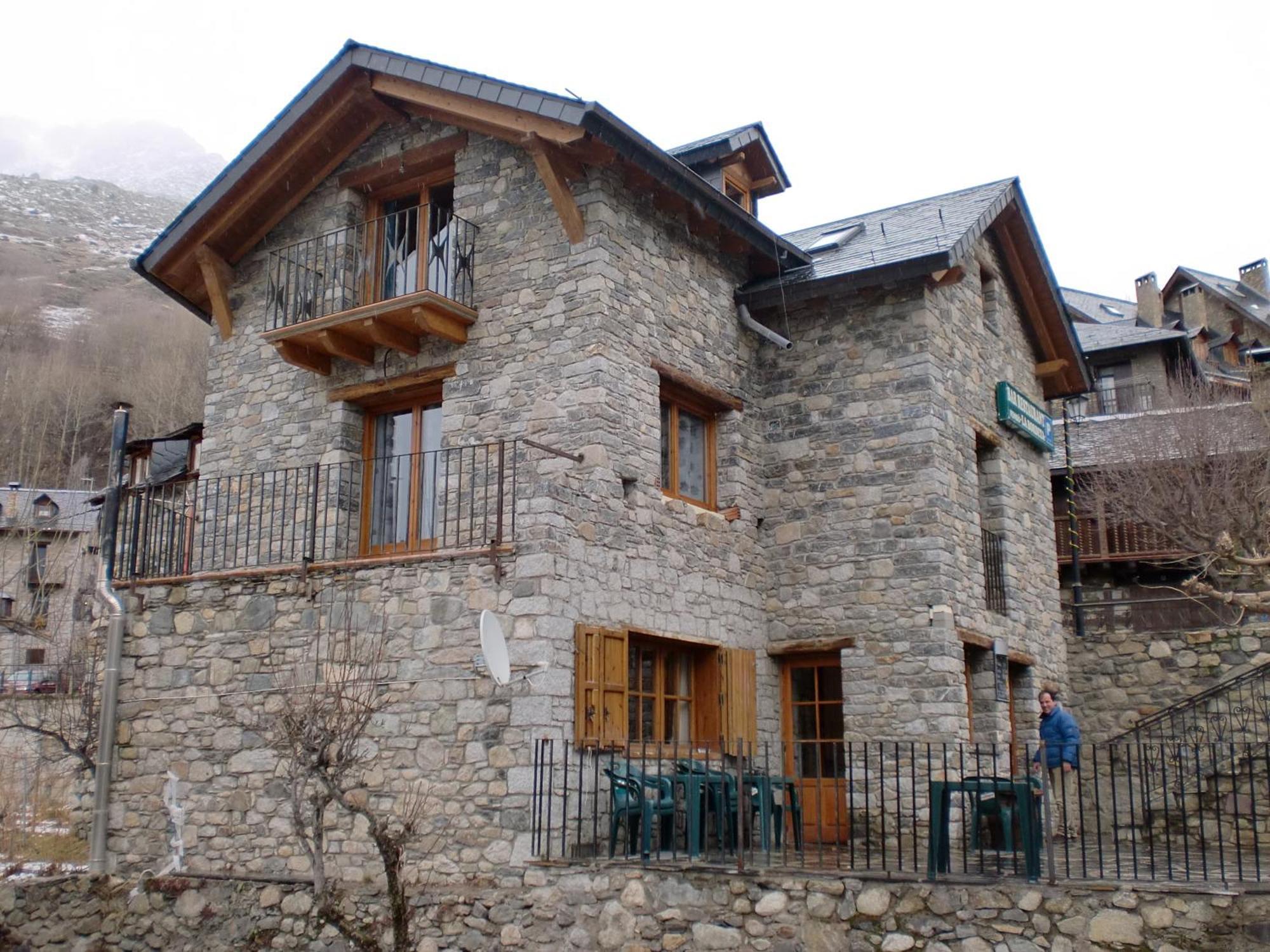 Pensio I Apartaments La Bordeta Estación エクステリア 写真